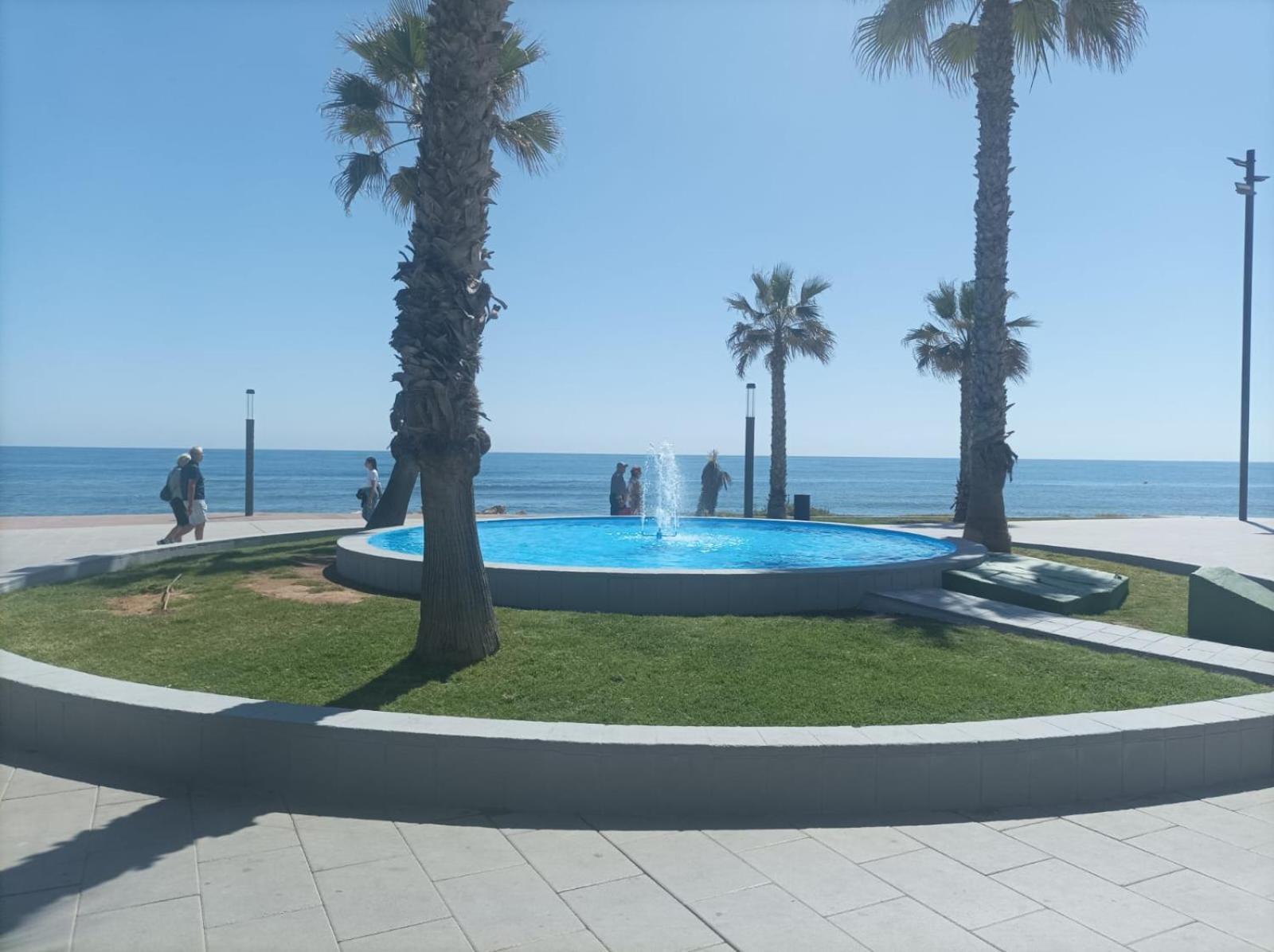 Primera Linea De Mar Torrevieja Eksteriør bilde
